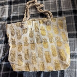 Good Pineapple Tote Bag
